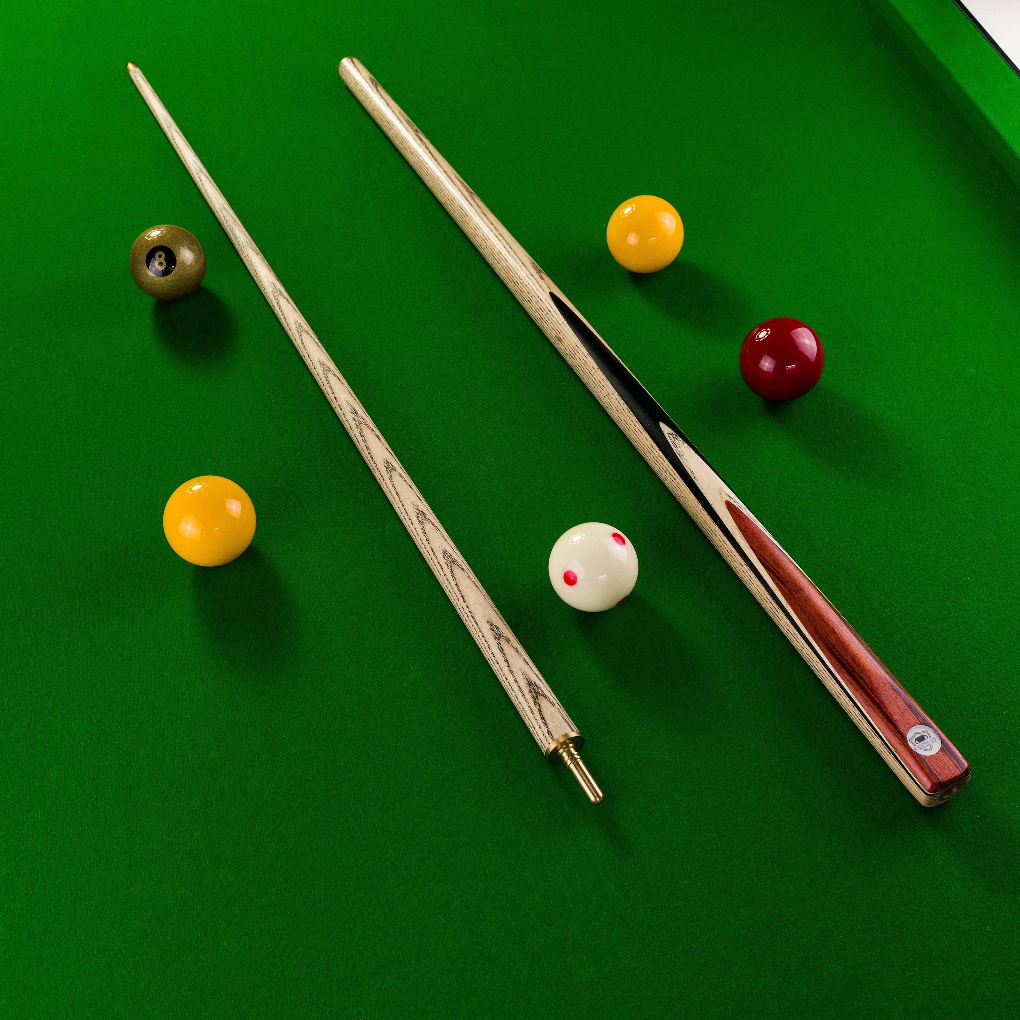 PRO147 Pro Match Rosewood 2 Piece Snooker and Pool Cue 9.5mm Tip