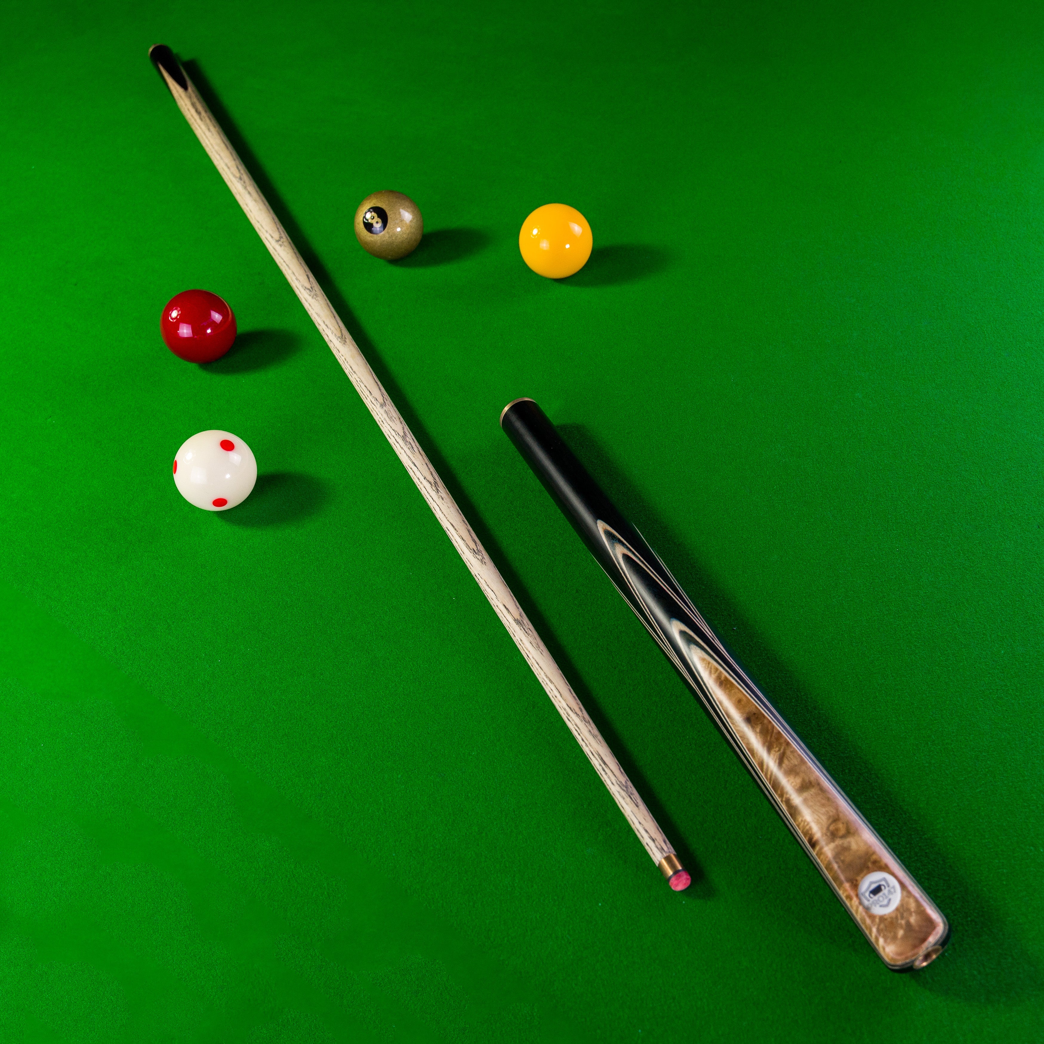 PRO147 Pearl Series Gold Burl 3/4 Joint Deluxe Cue and Case Set with 9.5mm Professional Red Leather Tip