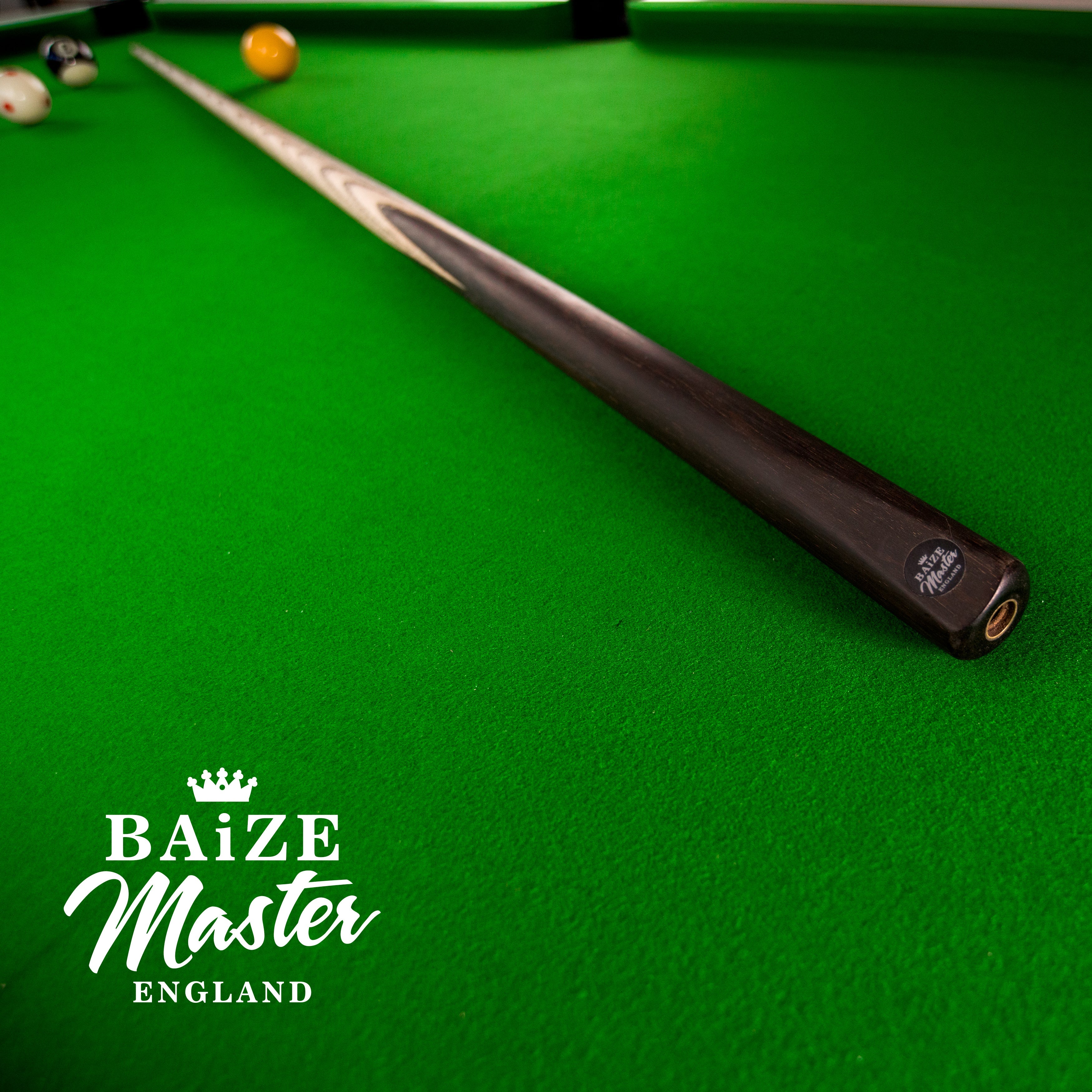 Baize Master Challenger cue and case set