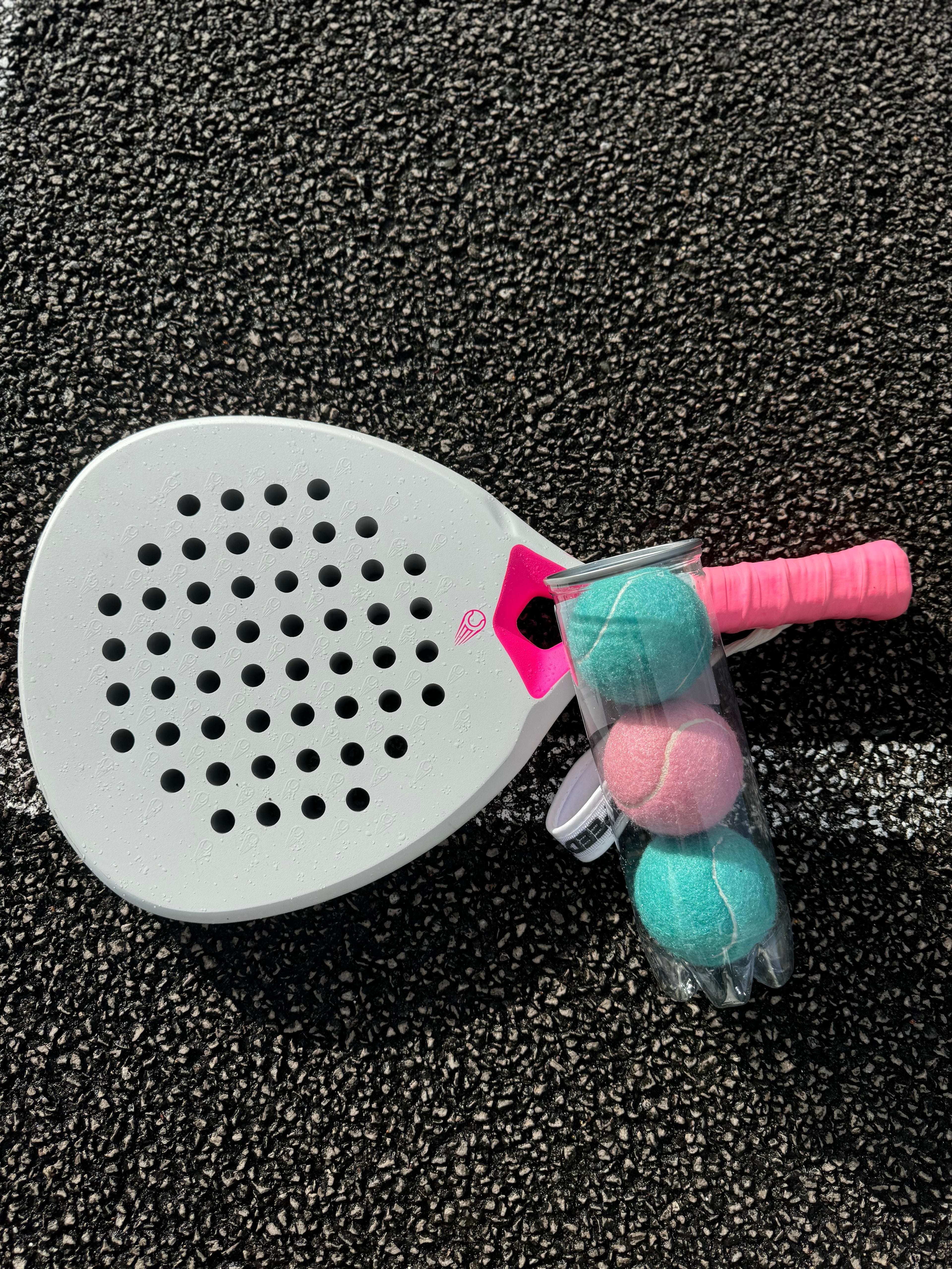 Namethatball - Customised Padel Balls - Bubblegum