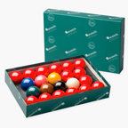 Aramith Premier snooker balls with silver case and towel