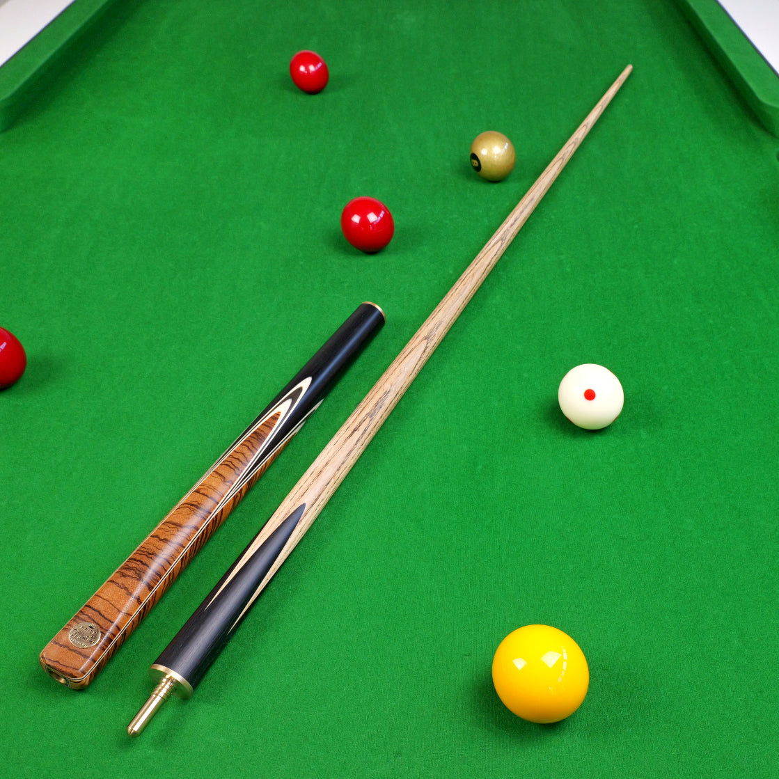 Baize Master Tiger Marksman ¾ Joint English Pool Cue with 8.5mm Baize Master Blue Pressed Tip