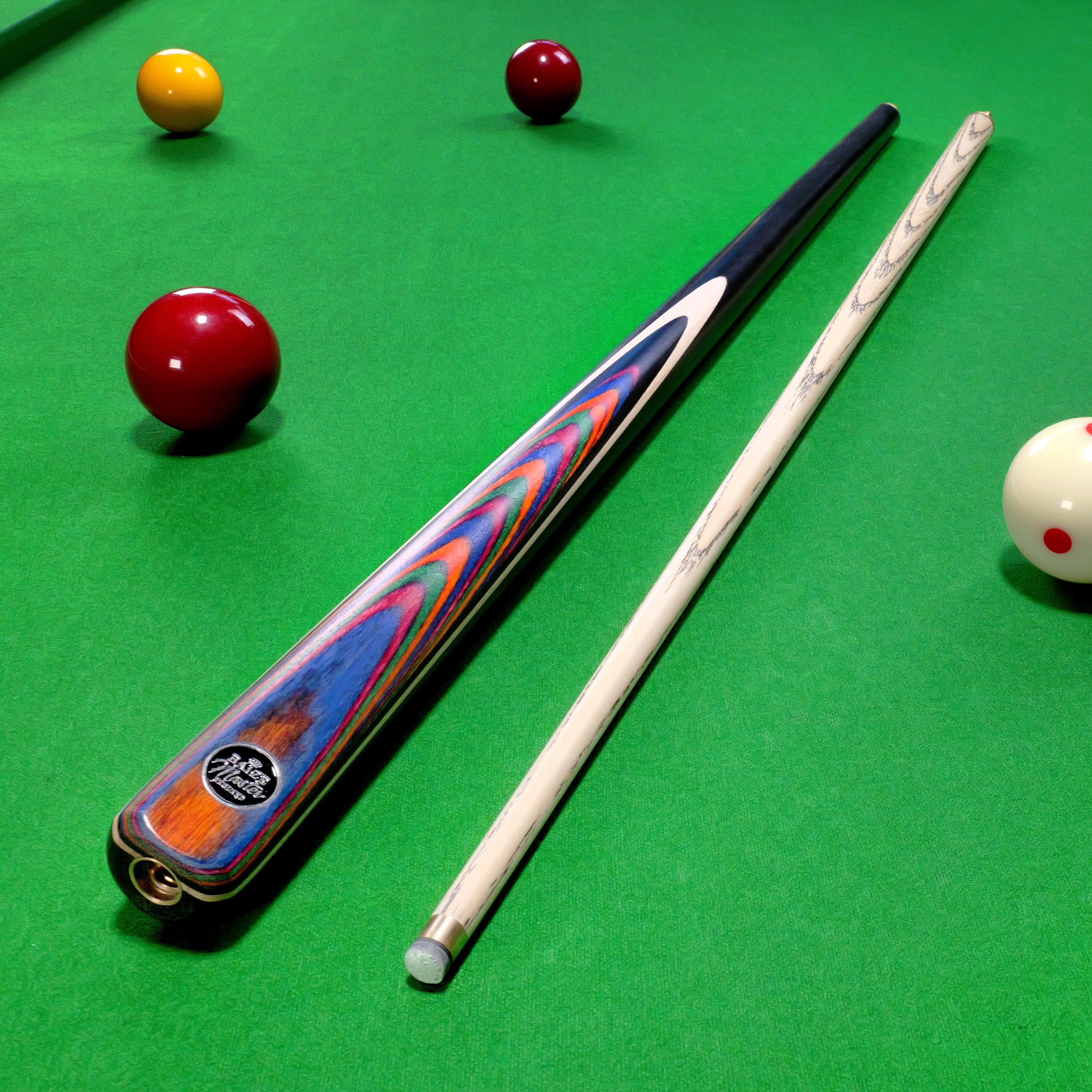 Baize Master Blackline Classic pool cue and case set