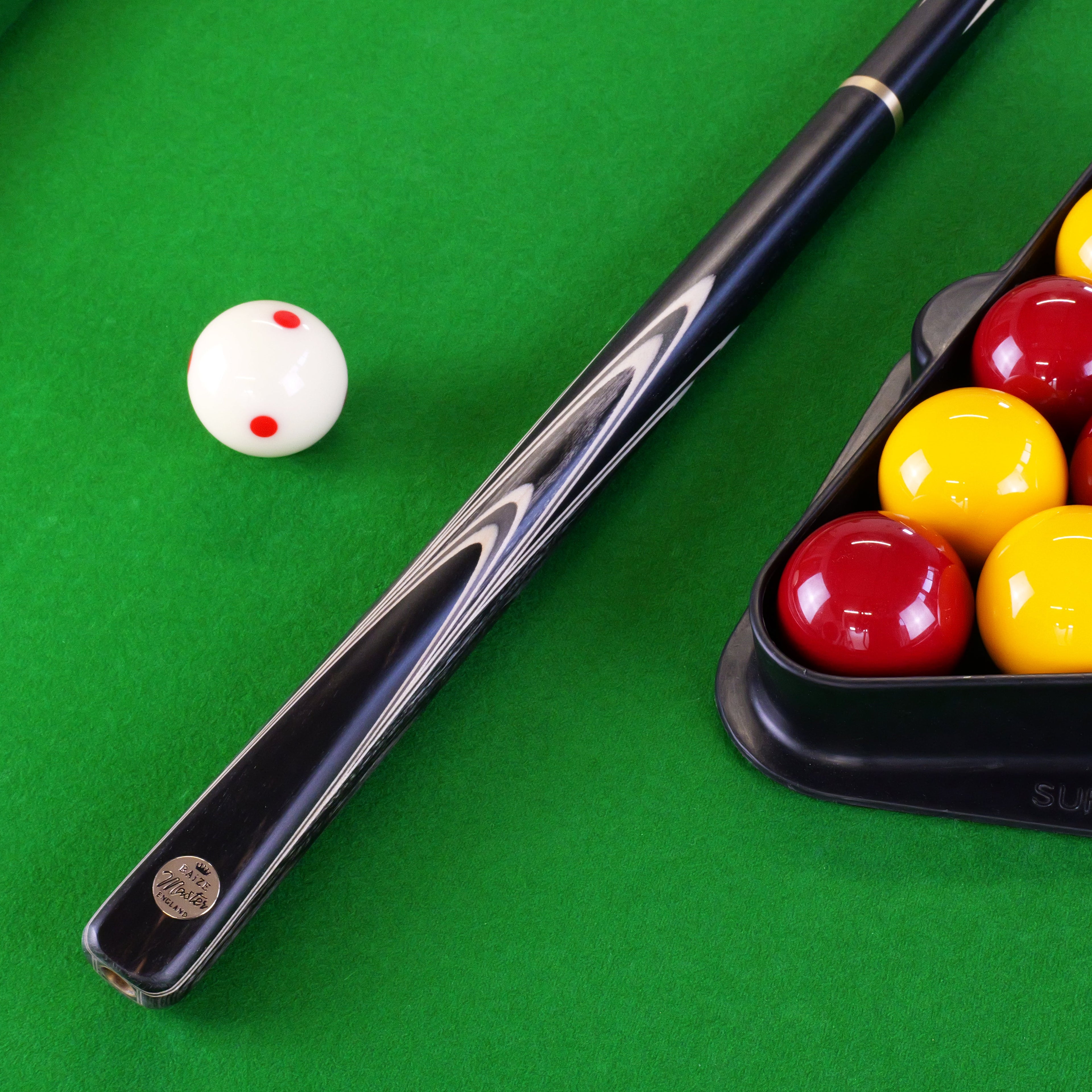 Baize Master Gold Series G67 57-inch 3/4 pool cue