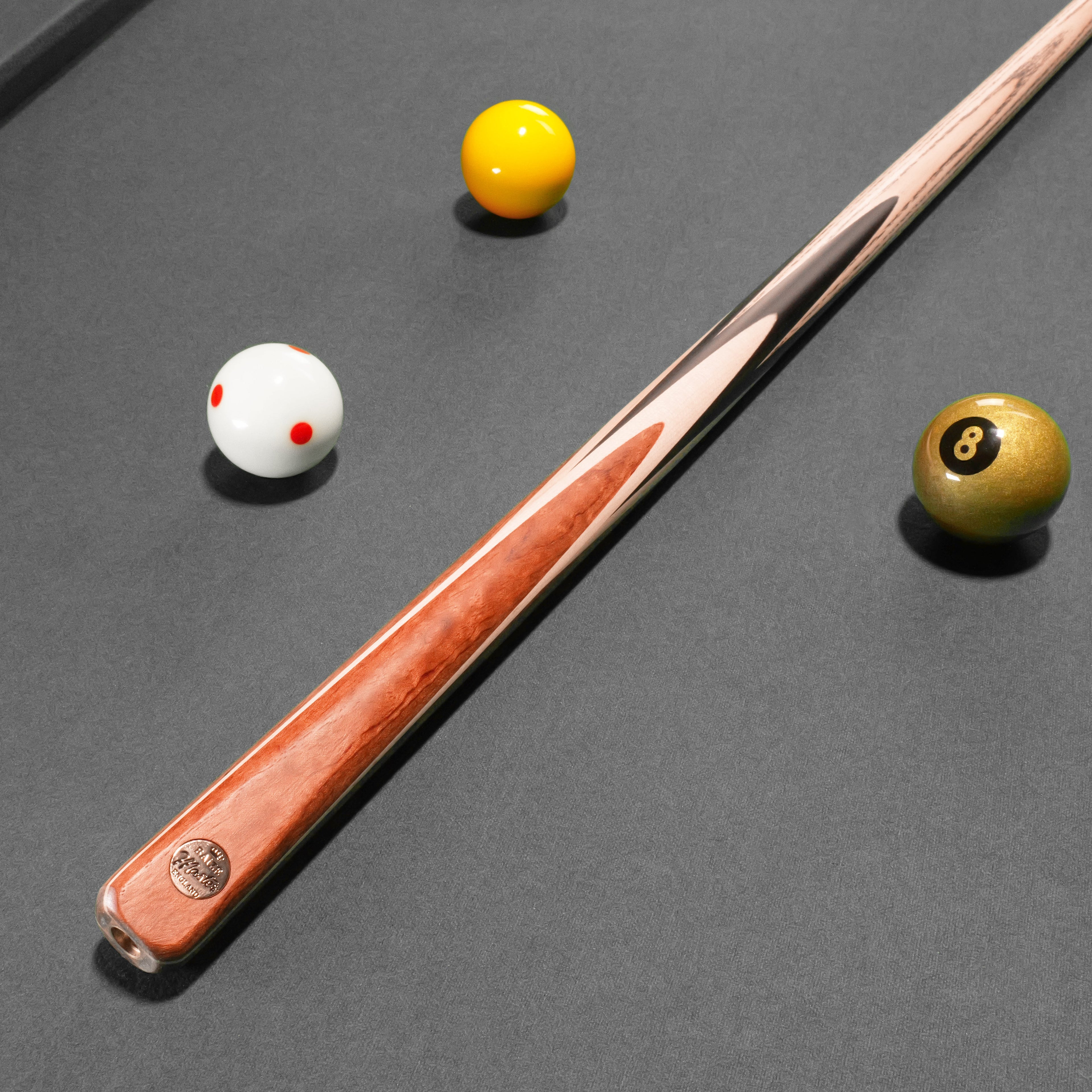 Baize Master Cedar Marksman 57-inch pool cue