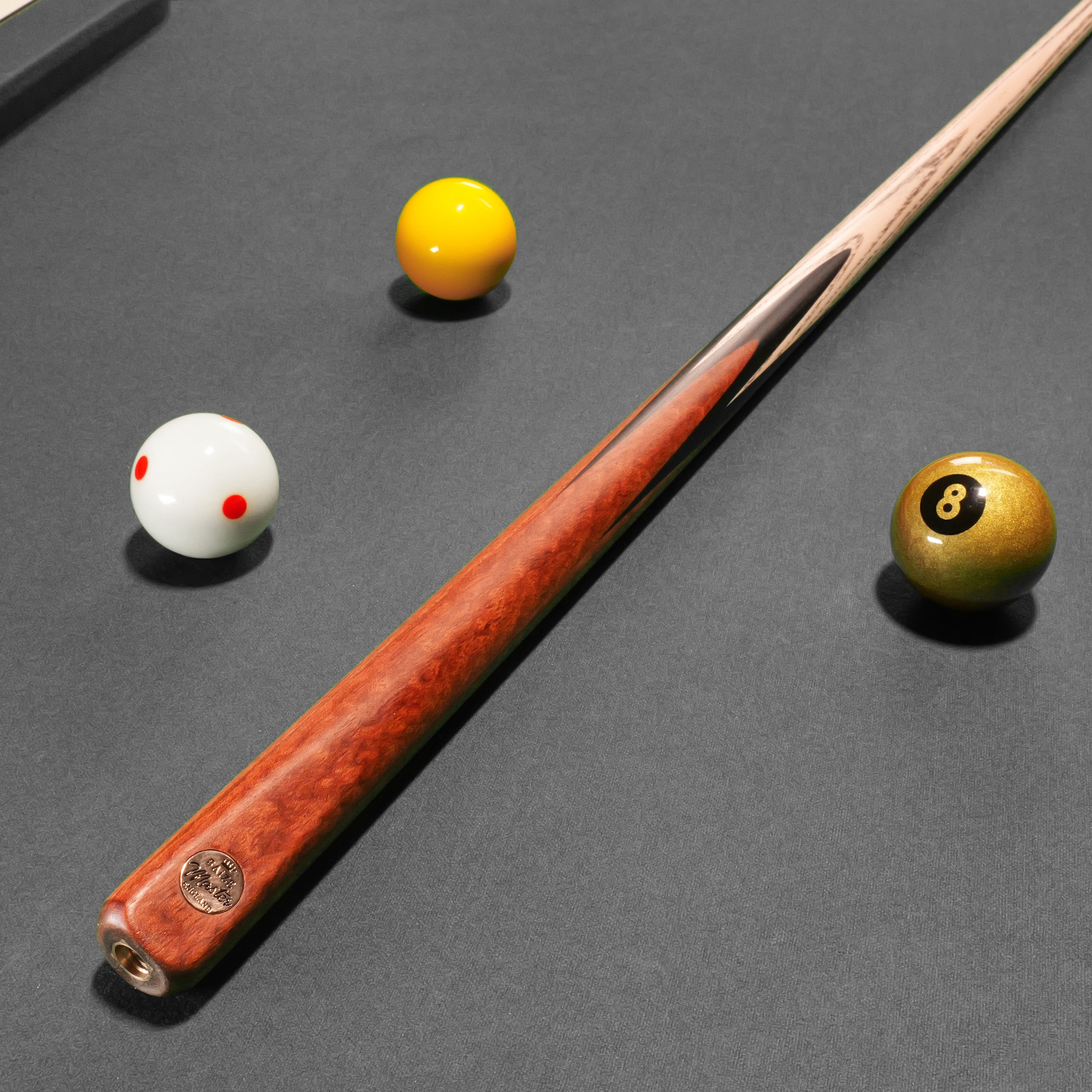 Baize Master Crimson Marksman cue and case set Cue + Case
