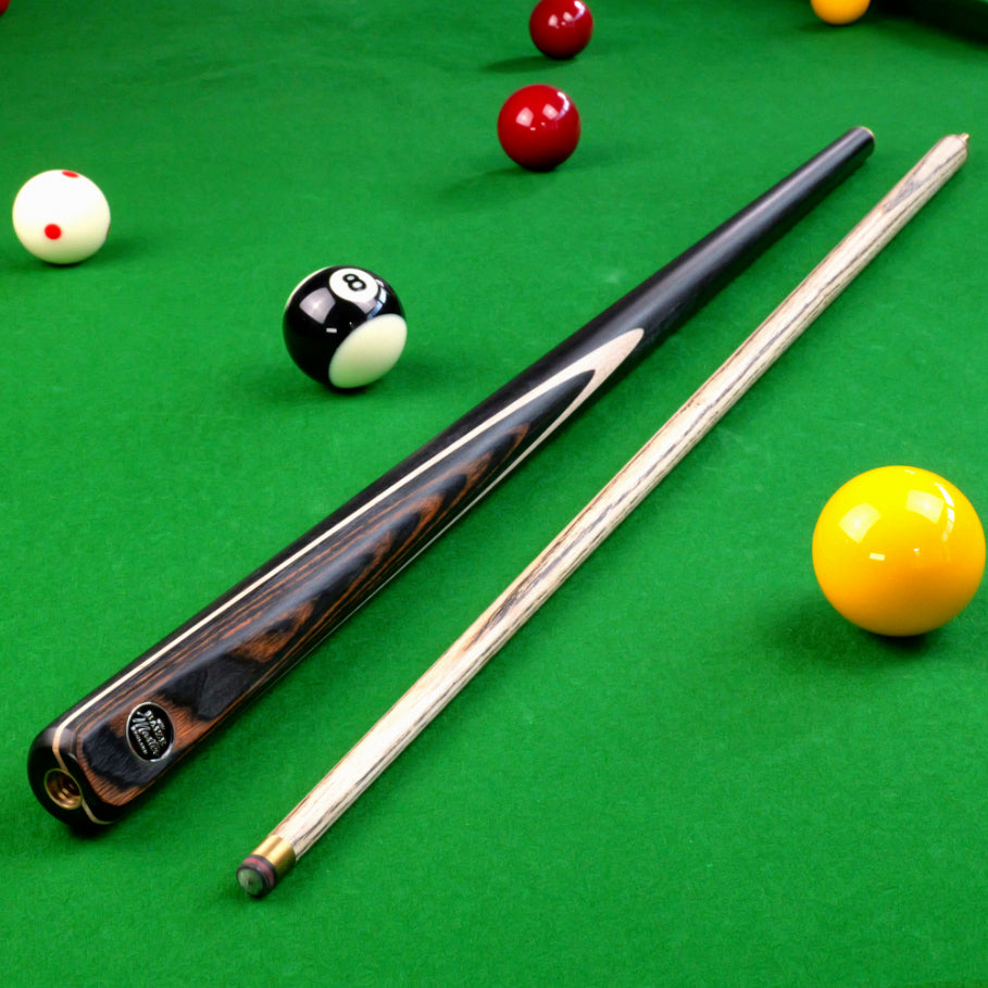 Baize Master Blackline Classic snooker cue and case set