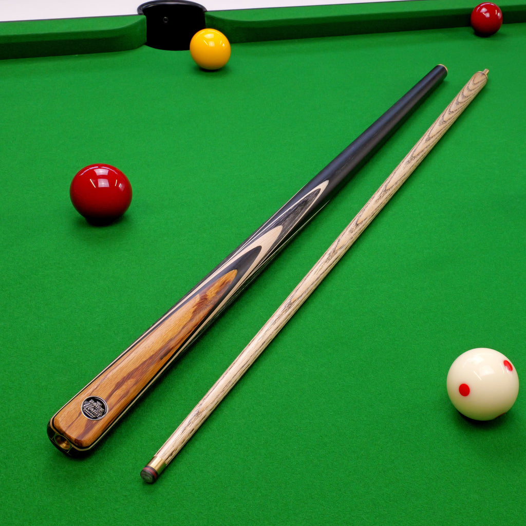 Baize Master Blackline Elite cue and case set