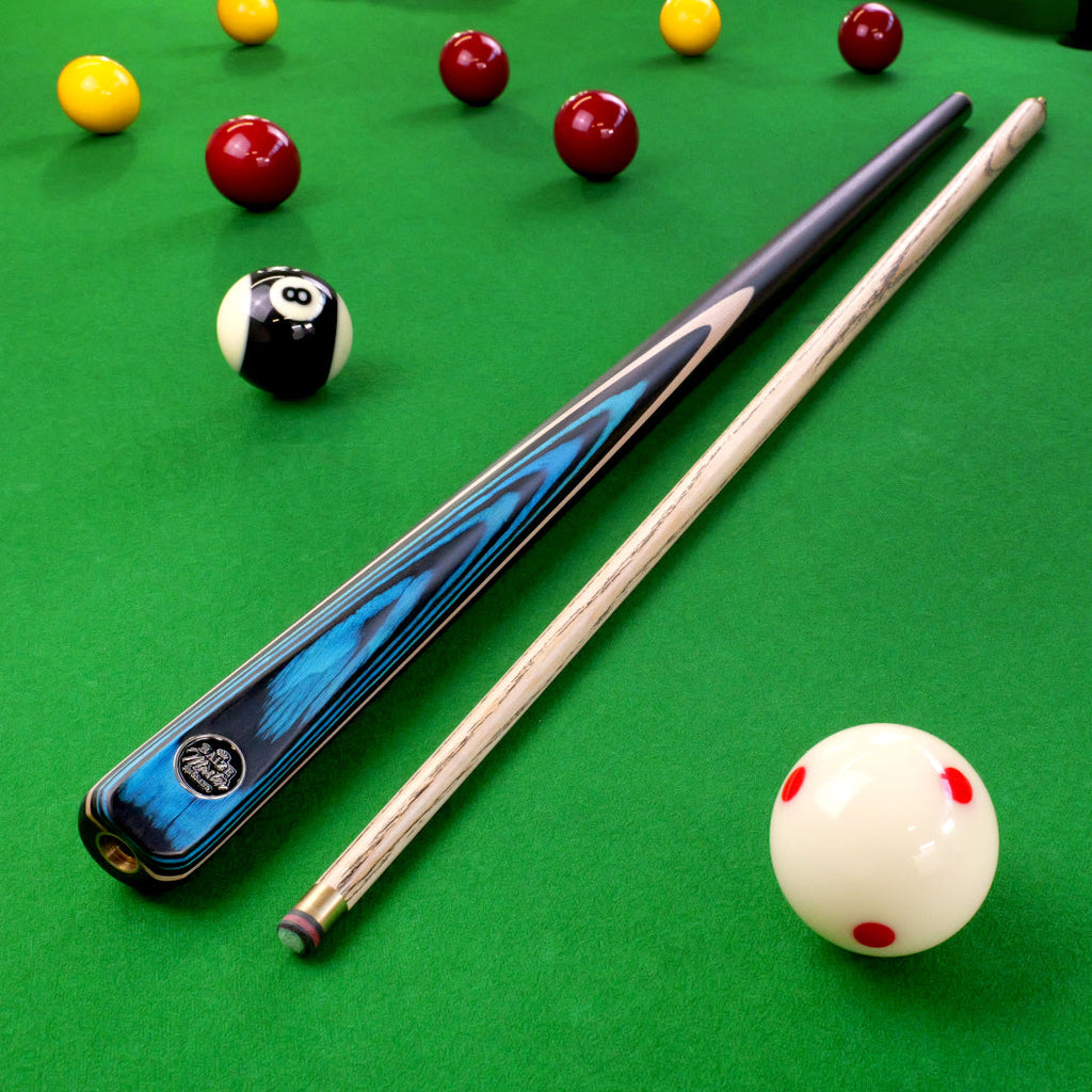 Baize Master Blackline Classic snooker cue and case set