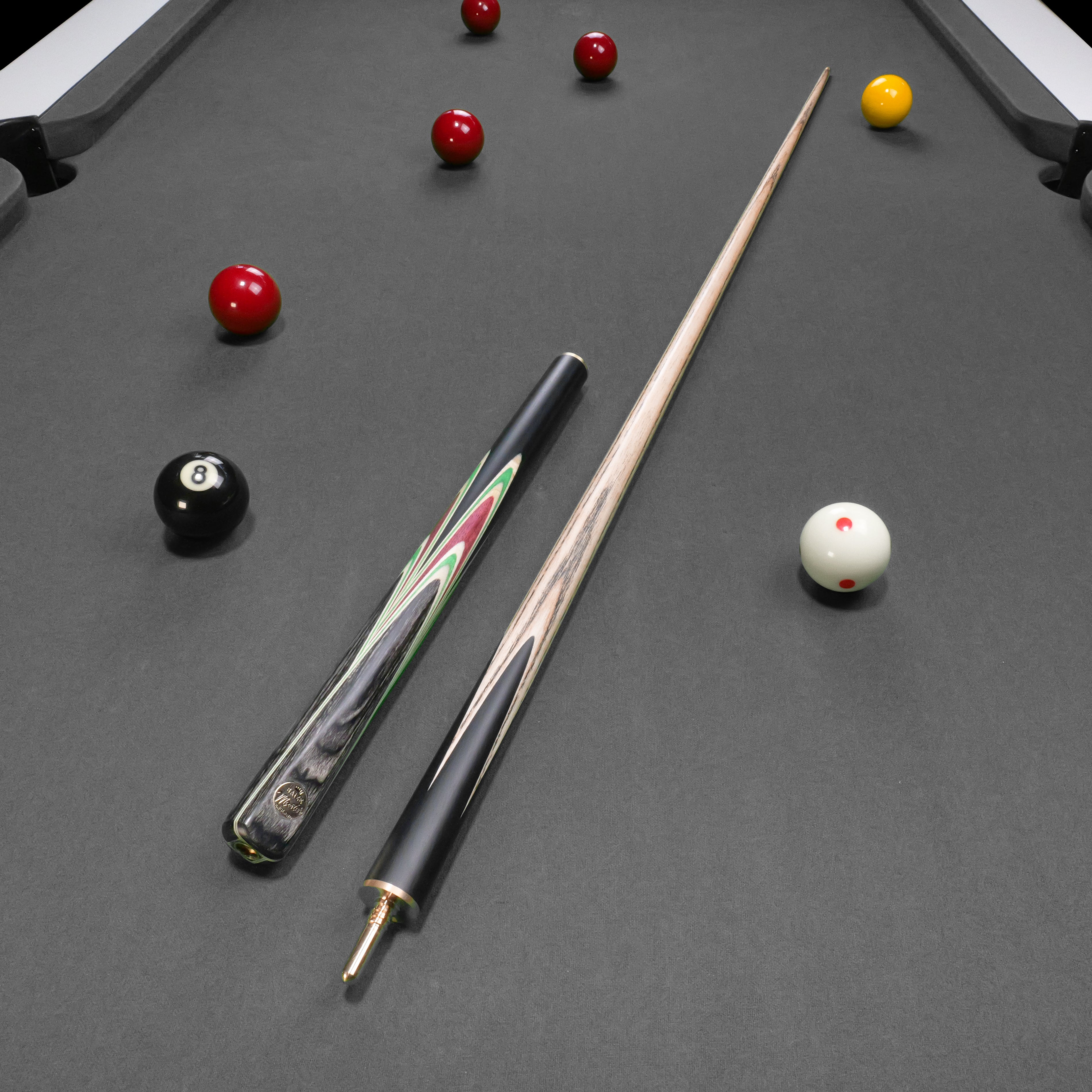 Baize Master Mint Marksman cue and case set